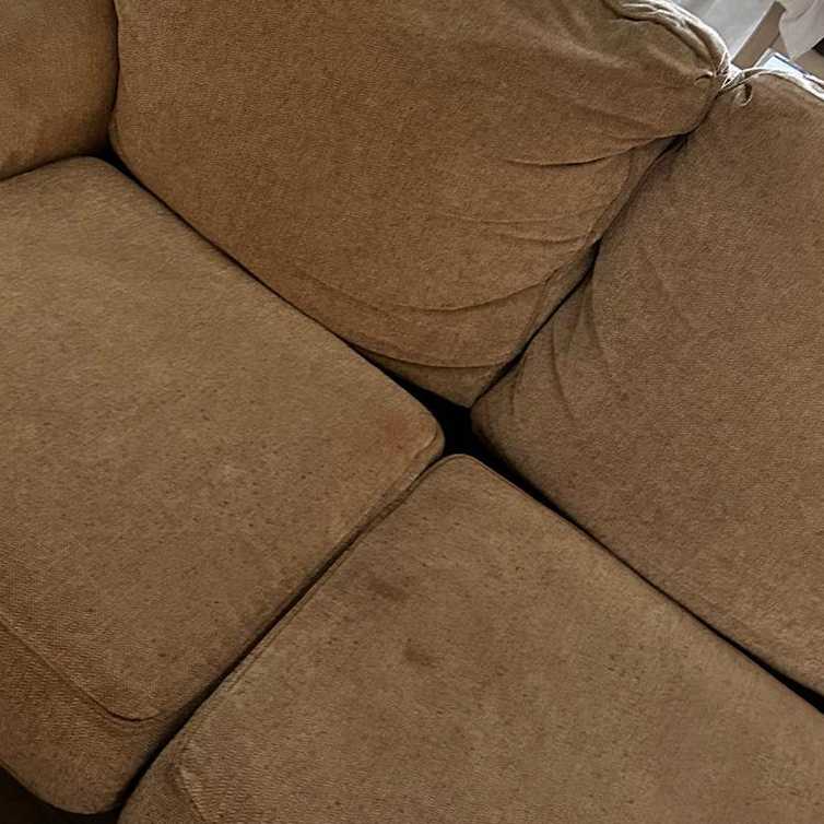Upholstery Cleaning in Chesapeake 9th section